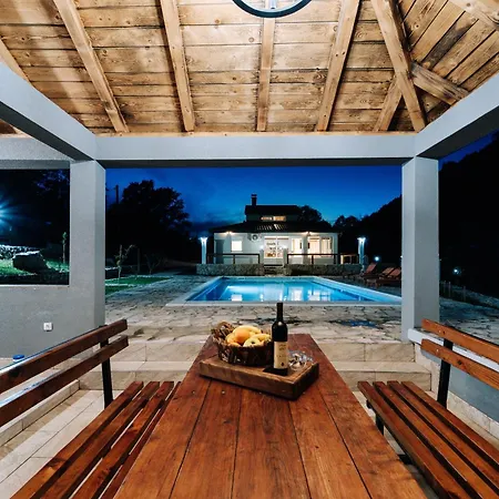 Vrelo Oasis Villa *